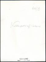 cca 1930-1940 Szendrő István (1908-2000): Lány kalotaszentkirályi népviseletben, pecséttel jelzett f...