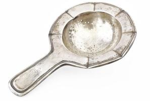 Ezüst(Ag) teaszűrő, jelzett, h: 13,5 cm, bruttó: 44 g