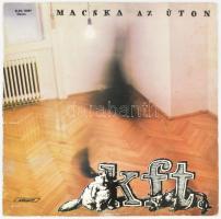 KFT - Macska Az Úton. Vinyl, LP, Album, Stereo. Magyarország, 1982, SLPX 17697 (VG+, borítón apró felületi sérülésekel és kisebb folttal)