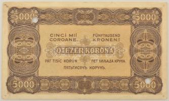 1923. 5000K sorszám nélküli próbanyomat(?)! Jobb felső és bal alsó sarokban érvénytelenítő lyukasztá...