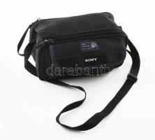 Sony ccd-tr900 hi8 handycam kamera , jó állapotban, táskájában