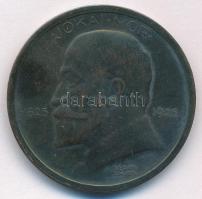Berán Lajos (1882-1943) 1925. "Jókai Mór 1825 - 1925 / A nagy mesemondónak hálás nemzete" kétoldalas bronz emlékérem, "M. Kir. Pénzverő" gyártói jelzéssel (36mm) T:XF