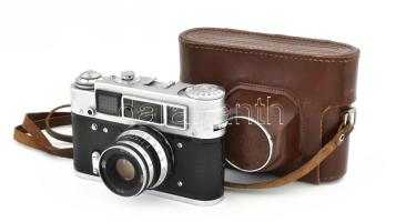 FED 4 szovjet fényképezőgép, Industar 61 2,8/53 objektívvel, eredeti bőr tokjában