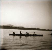 cca 1935 és 1960 között készült felvételek sokféle témáról, 201 db vintage NEGATÍV Fekete György (1904-1990) budapesti fényképész hagyatékából (élet a Dunán, vadevezősök, tájképek, városképek, életképek, stb.), 6x6 cm és 24x26 mm