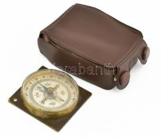 R & A Rost Wien réz tájoló, tokban, jelzett