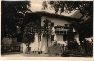 1929 San Leonardo in Passiria, San Leonardo in Passeier (Tirol); Andrea Hofer Sandhof / hotel (ragsztónyom / glue marks)