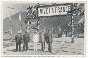 Orsova, "Vive La France" Intampinarea Delegatiei Franceze / A francia delegáció üdvözlése a kikötőben / welcoming the French delegation at the port. photo