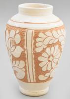 Korondi váza, jelzéssel, kis kopással, m: 18 cm