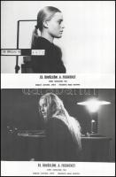 cca 1972 ,,És üdvözlöm a fecskéket" című csehszlovák film jelenetei és szereplői, 19 db vintage produkciós filmfotó ezüst zselatinos fotópapíron, a használatból eredő (esetleges) kisebb hibákkal, egy képen elszíneződés, 18x24 cm