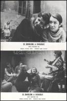 cca 1972 ,,És üdvözlöm a fecskéket" című csehszlovák film jelenetei és szereplői, 19 db vintage...