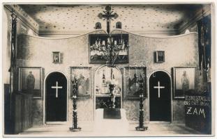 Zám, Sameschdorf, Zam; Iconostasul bis. ort. rom. / Román ortodox templom, ikonosztáz, belső / Romanian Orthodox church, interior with iconostasis. photo (EK)