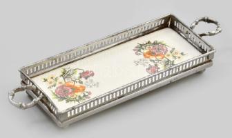 Antik majolika betétes kínáló, fém szerelékkel, jelzéssel, kopással, 28x9 cm