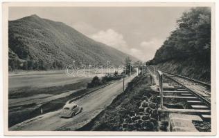 Szamosvölgy, Somes Valley; Szamos völgye, Cikói (Csíkói) szoros, automobil, vasútvonal / gorge, automobile with railway tracks, railway line