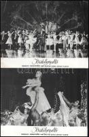 cca 1967 Prokofjev Hamupipőke című balettjéről készült ,,Kristálycipellő" című szovjet film jelenetei és szereplői, 17 db vintage produkciós filmfotó ezüst zselatinos fotópapíron, a használatból eredő (esetleges) kisebb hibákkal, 18x24 cm