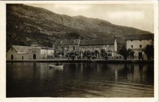 Dubrovnik, Ragusa; Ombla bei Ragusa, Die Weinkellereien Pero Kolic / Rijeka Dubrovacka, Podrum Pero Kolic / wine cellars (EK)