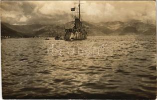 SMS Helgoland az Osztrák-Magyar Haditengerészet Helgoland-osztályú gyorscirkálója / K.u.K. Kriegsmarine Rapidkreuzer / WWI Austro-Hungarian Navy light cruiser. photo