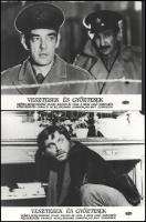 cca 1969 ,,Vesztesek és győztesek" című olasz - jugoszláv háborús filmdráma jelenetei és szereplői (köztük Franco Nero), 6 db vintage produkciós filmfotó ezüst zselatinos fotópapíron, a használatból eredő (esetleges) kisebb hibákkal, egy kép sarka hiányzik, egy másikon alul szakadás, 18x24 cm