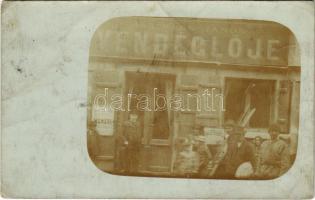 Arad, Hartmann János vendéglője, étterem, saját termésű kitűnő ménesi hegyi borok, Depold Ferenc reklám / restaurant, Minis wine advertisement. photo (fl)