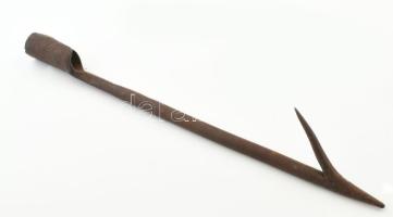 Antik szénahúzó vonyigó, korának megfelelő állapotban, h: 45 cm