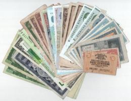 25db-os vegyes külföldi bankjegy tétel a világ minden tájáról, közte Amerikai Egyesült Államok, Szingapúr, Svédország, Tunézia stb T:UNC-VG, de nagyrészt F 25pcs of mixed foreign banknote lot from all around the world, from countries like USA, Singapore, Sweden, Tunisia C:UNC-VG, but mostly F