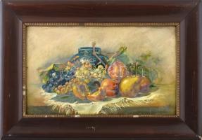 Sárika jelzéssel: Csendélet, 1910. Olaj, vászon. Dekoratív, üvegezett, kissé sérült fakeretben. 36x60 cm