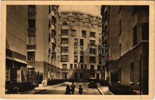 Paris, Rues Fernand-Cormon et Sisley, Porte d'Asniéres / street view, automobile (EK)