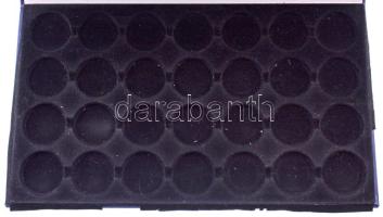 "Egyesült Európa" éremtartó tálca, 28 férőhellyel, használt, kicsit sérült állapotban