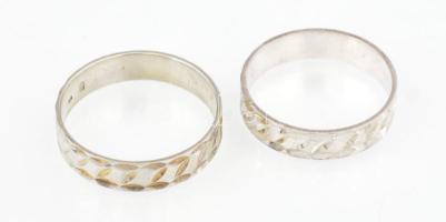 Ezüst(Ag) mintás jegygyűrűpár, jelzett, méret: 59, 62, nettó: 4,4 g