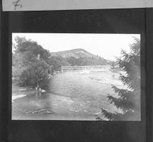 cca 1900-1920 Felvidéki tájak (Vág-völgye, Magas-Tátra, Csorba-tó), térképek; 7 db üvegdia, Uránia Szemléltető Taneszközök Gyára, eredeti kartondobozban, 8,5x8,5 cm