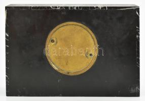 Régi francia? márvány testű art deco kandallóóra szett, kulcs nélkül, kopással, 30x20x9 cm, 15,5x10x...