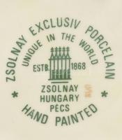 Zsolnay porcelán pillangó mintás bonbonier. Kézzel festett, jelzett, hibátlan, 10,5x10,5