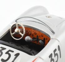 cca 1940 Schuco Examico Spyder fémautó, kulccsal, certifikáttal, leírással, hibátlan, h: 15 cm