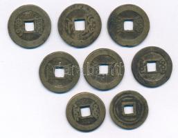 Kínai Császárság / Ching Dinasztia / 17-18. század 1C sárgaréz (8db) T:VF,F patina Chinese Empire / ...