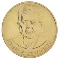 Amerikai Egyeült Államok DN "John F. Kennedy 1917-1963" aranyozott, jelzett Ag emlékérem (26,35g/0.800/38mm) T:AU USA ND "John F Kennedy 1917-1963" gilt, hallmarked Ag bar (26,35g/0.800/38mm) T:AU