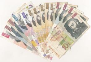 Szlovénia 1992. 10T (5x) + 20T (6x) + 50T + 100T + 1997. 200T (2x) + 2001. 500T T:F Slovenia 1992. 10 Tolarjev (5x) + 20 Tolarjev (6x) + 50 Tolarjev + 100 Tolarjev + 1997. 200 Tolarjev (2x) + 2001. 500 Tolarjev C:F