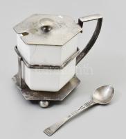 Angol art deco cukortartó, kanállal. jelzett angol alpakka, Wedgewood fajansz betéttel. Hibátlan m: 11 cm