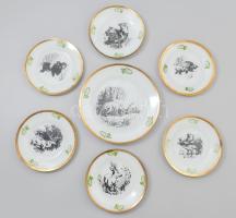 Vadászjelenetes üvegtányér szett, 6+1 db, matricás mintával, jelzés nélkül, kis kopással, d: 17,5 - 24 cm
