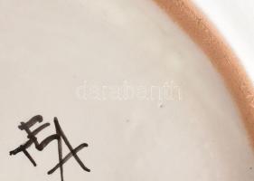 Tea jelzéssel. Habán másolat nagy méretű dísztál .Kézzel festett, jelzett, hibátlan d: 32 cm