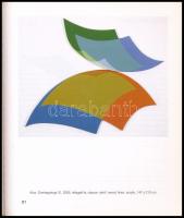 Maurer Dóra, Prosek Zoltán (szerk.): Nyílt Struktúrák Művészeti Egyesület. Bp., 2006, Nyílt Struktúrák Művészeti Egyesület. Magyar és angol nyelven. Színes és fekete-fehér képekkel, többek közt Konok Tamás, Maurer Dóra, Vera Molnár, Nádler István műveinek reprodukcióival illusztrált. Kiadói papírkötés, jó állapotban.