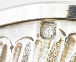 Ezüst(Ag) vodkás pohár, jelzett, alján kis horpadással, m: 4 cm, nettó: 10,3 g