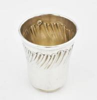 Ezüst(Ag) vodkás pohár, jelzett, alján kis horpadással, m: 4 cm, nettó: 8,8 g
