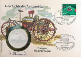 NSZK 1989. "A Daimler acélkerekű kocsi története" jelzett meissen-i porcelán emlékérem (41mm) érmés borítékban, bélyeggel, bélyegzéssel, számozott tanúsítvánnyal T:UNC FRG 1989. "History of the Daimler automobile" marked Meissen porcelain commemorative medallion (41mm) in envelope with stamp, cancellation and serial numbered certificate C:UNC