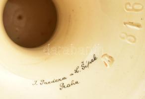 Josef Steidl Znaim porcelánfajansz historizáló mini posztamens, kézzel festett, tetején puttókkal, j...