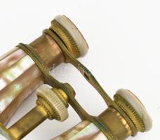 Antik színházi távcső, fém, gyöngyház berakással, Carl Radau Königsberg feliratú bársony belsejű bőr...