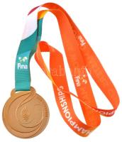 2017. "FINA Vizes Világbajnokság" kétoldalas, aranyozott bronz díjérem eredeti szalagon (64mm) T:UNC 2017. "FINA Masters World Championships Budapest-Balatonfüred" double-sided, gilt bronze award medal on original ribbon (64mm) C:UNC