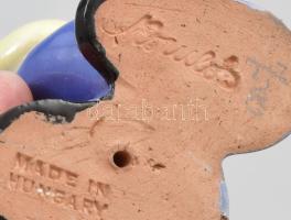 Komlós: Fekete trombitás. Színes mázakkal festett art deco kerámia. Apró lepattanással. Jelzett. m: ...