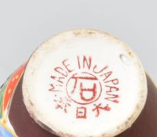 2 kerémia: Deruta mini kehely. Kézzel festett, jelzett d: 7 cm + Mini Satsuma váza. Jelzett 6,5 cm