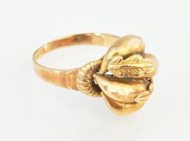 Arany (Au) 18 K gyűrű, jelzett, méret: 64, nettó: 6,3 g