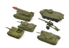 6 db szovjet tank, löveg, rakétavető fém játék 12 cm-ig