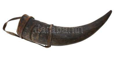 Tej oltó tartó.Szudán, Afrika. XIX. sz. Szaru, bőr 32 cm